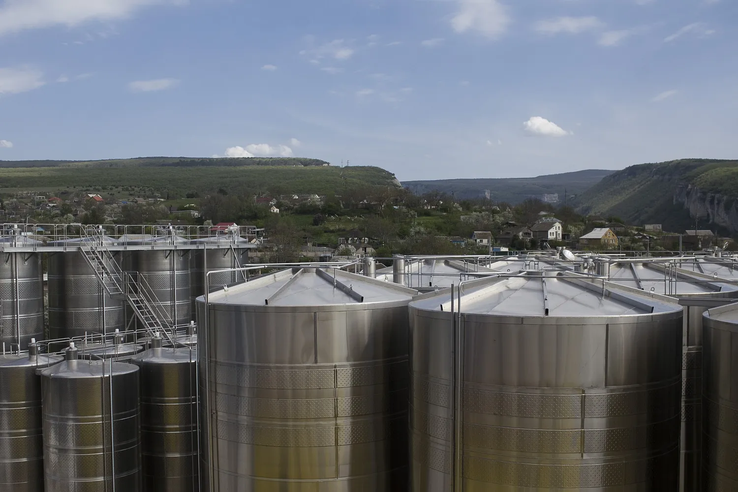 AGORA WINERY